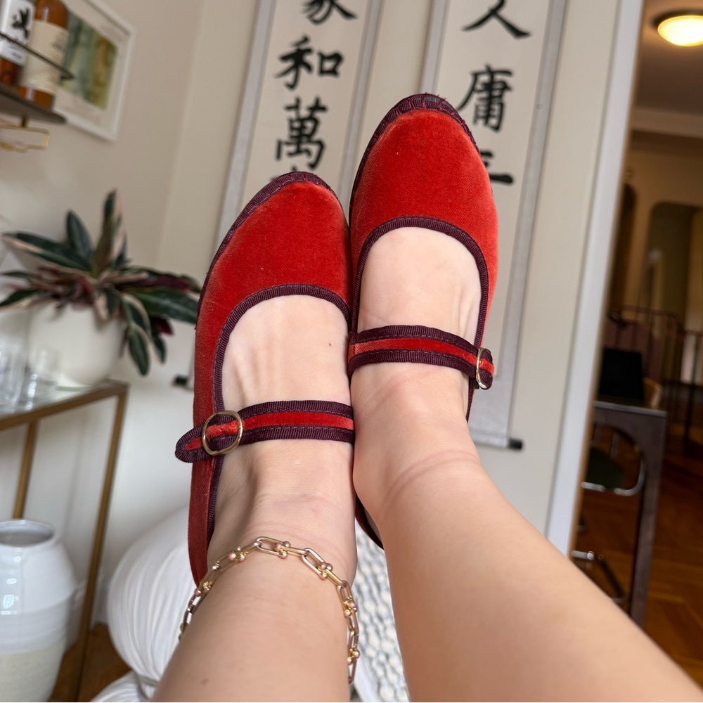 Trendy red velvet ballet flats